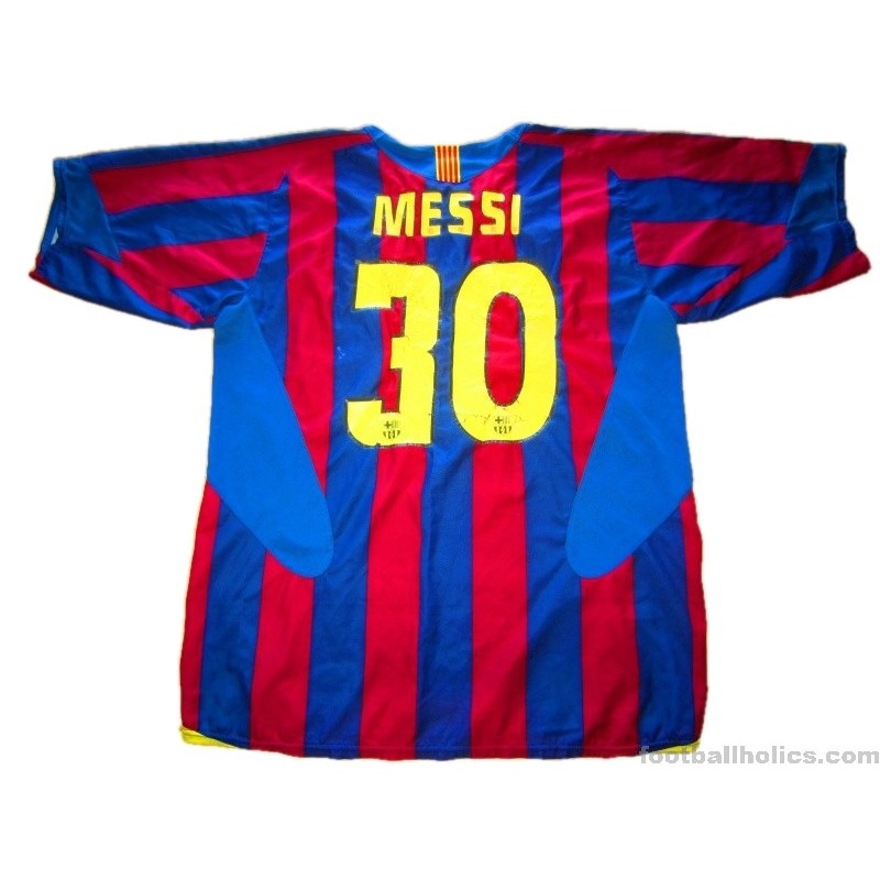 2005-06 Barcelona Home Shirt #30 MESSI (Good) L – Kitroom Football