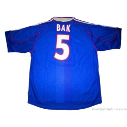 2000/2001 Lyon Bak 5 Signed Champions League Away