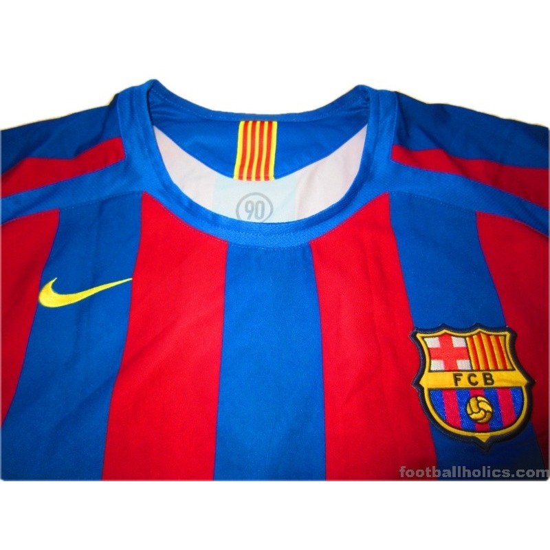 2005-06 FC Barcelona Away Retro Vintage Shirt RONALDINHO