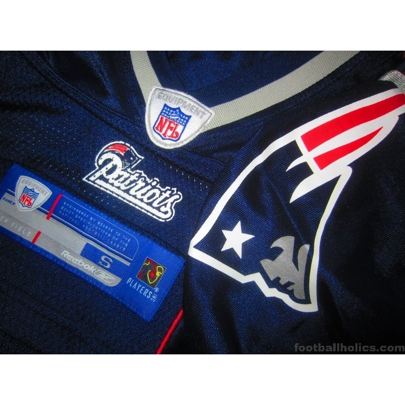 Tom Brady 2002 Fleer Genuine Article #GH-TB Jersey /500 Patriots 60185 at  's Sports Collectibles Store