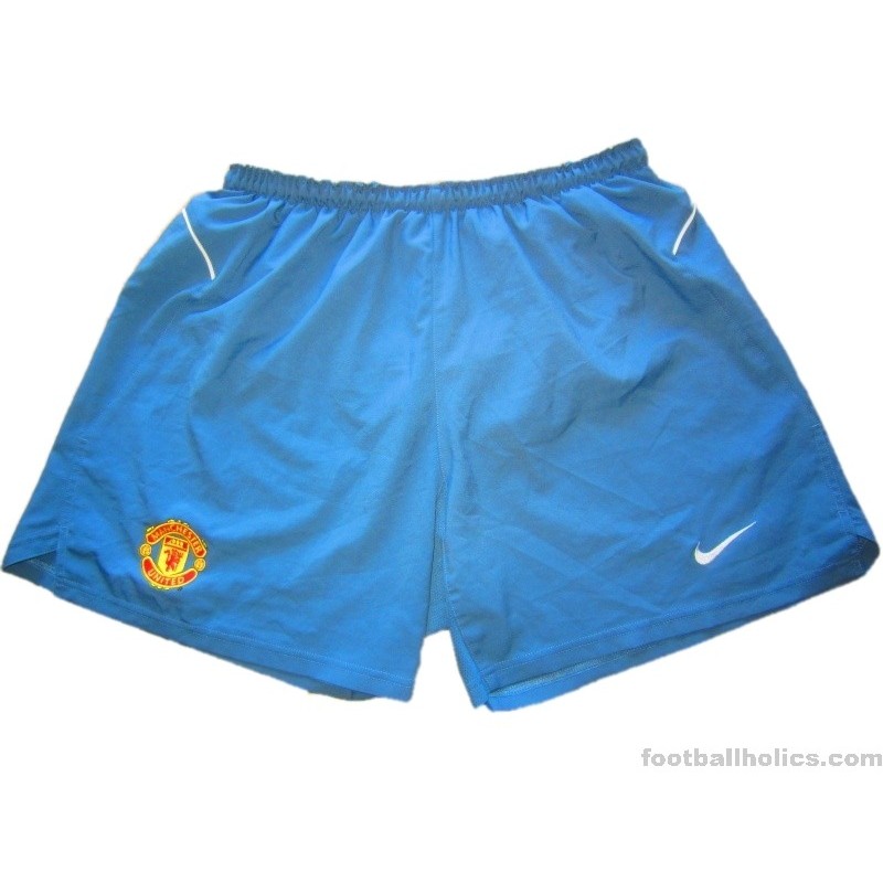 2004-05 Manchester United Goalkeeper Shorts