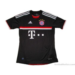 2011-12 Bayern Munich Schweinsteiger 31 Third Shirt