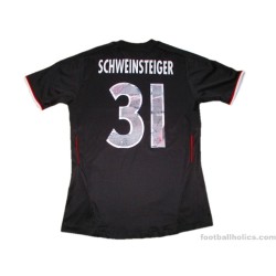 2011-12 Bayern Munich Schweinsteiger 31 Third Shirt