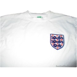 1966 England 'World Cup' (Moore) No.6 Retro Home Shirt