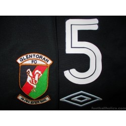 2010-11 Glentoran Home Shorts Match Worn Leeman #5