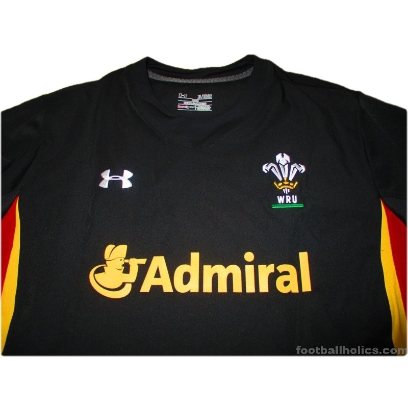 2015-17 Wales Rugby Player Issue Training Shirt Alun Wyn Jones #5