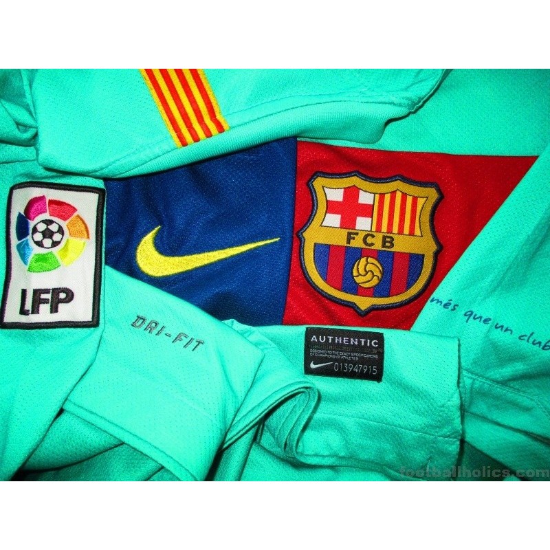 Barcelona away best sale kit 2010