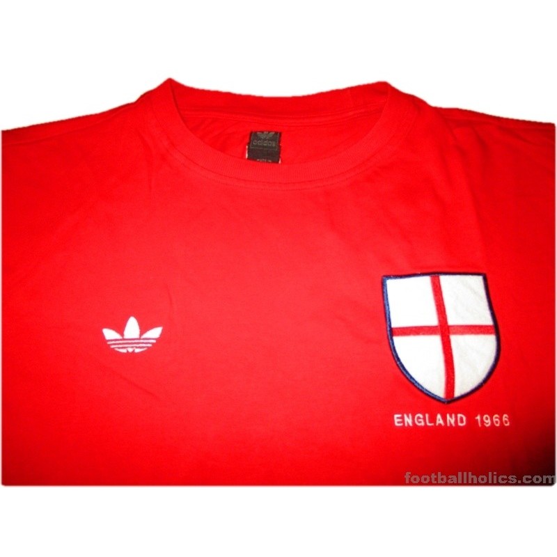 Word gek Hamburger Heel boos 1966 England 'Pickles Saves The World Cup' Adidas Originals Shirt